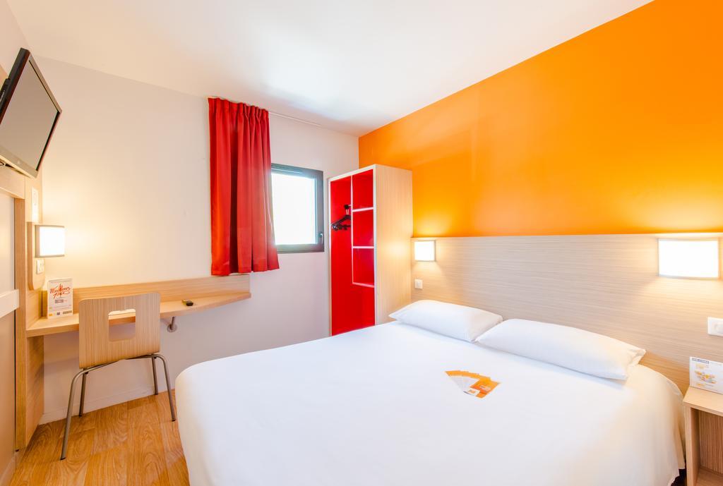 Hotel Eco La Rochelle Centre Les Minimes Exterior foto