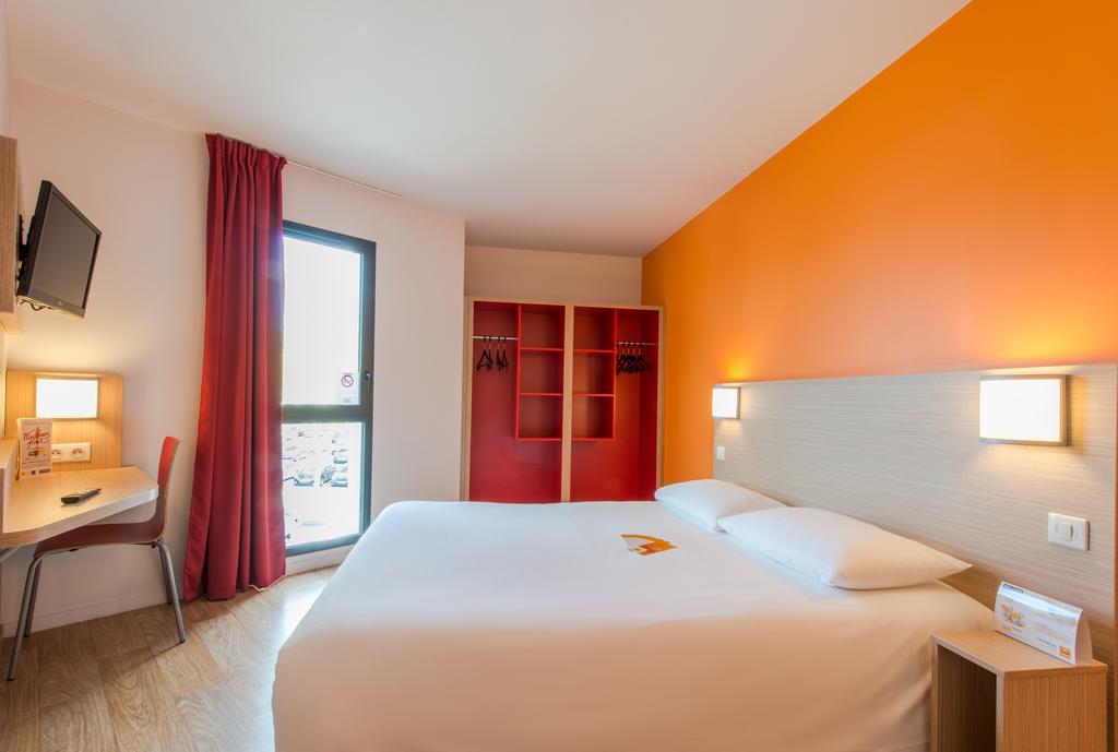 Hotel Eco La Rochelle Centre Les Minimes Exterior foto